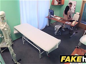 faux polyclinic Doctors man meat stretches super-hot Portuguese stunner