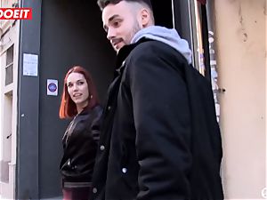 Spanish porn industry star tempts random dude into hook-up on web cam
